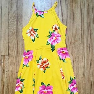NWOT Tjmaxx Women’s Yellow Floral Halter Dress
